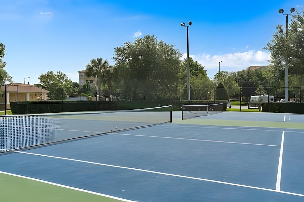 Windsor Hills 5BR 5min to Disney + Pool