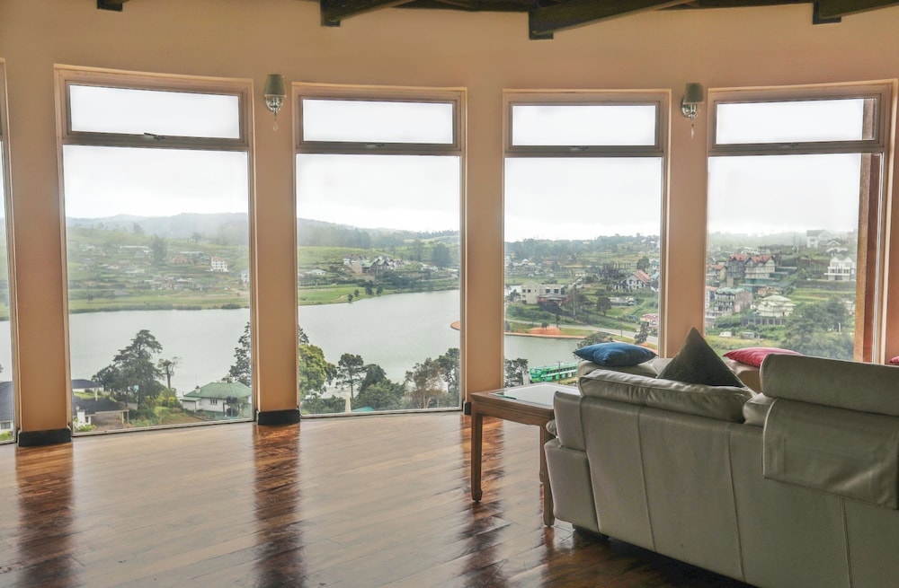 Yoho Villa Acacia