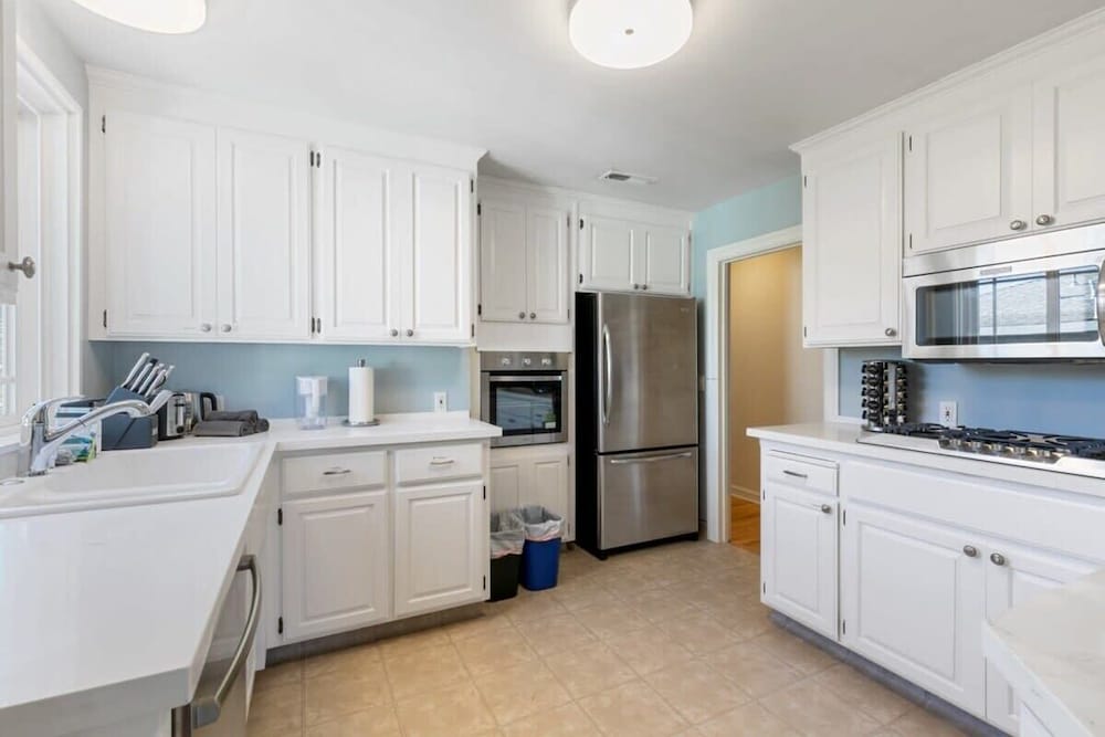 @ Marbella Lane - Modern and Sleek Home in Redwood
