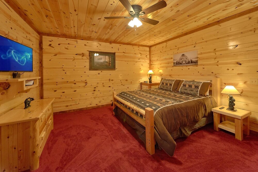 Paradise Point Pool Lodge Holiday home 6 view 4