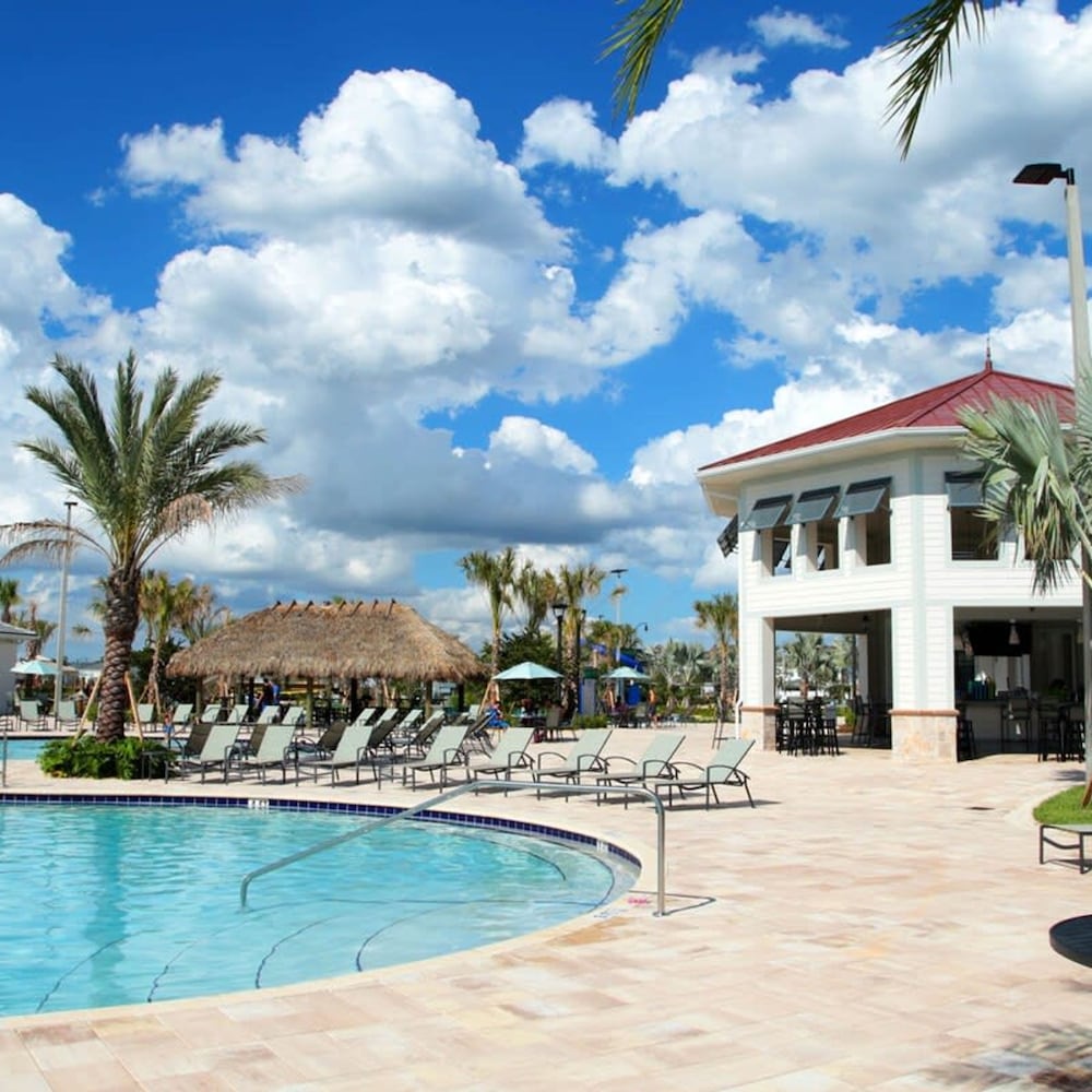 4224 Modern 4BD Private Pool - Near Disney
