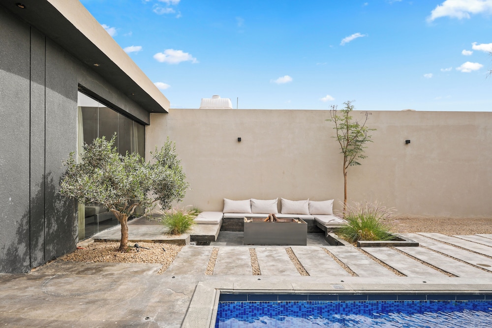 Portal Chalets With Private Pool- Qirwan