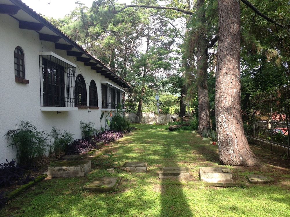 TripOn 2 - Hostel - Adults Only
