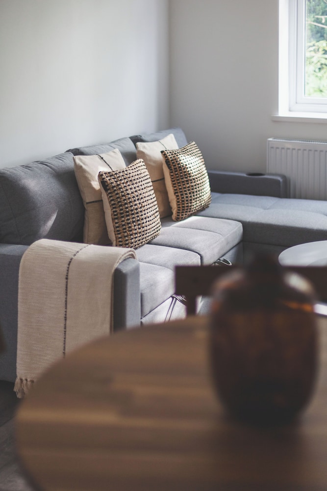 The Cricklewood Apartment