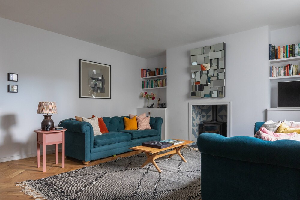 Colville Terrace IV by Onefinestay