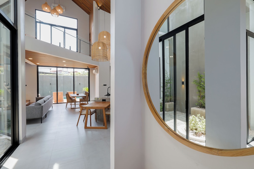 Brand New Modern Villa in Key Seminyak