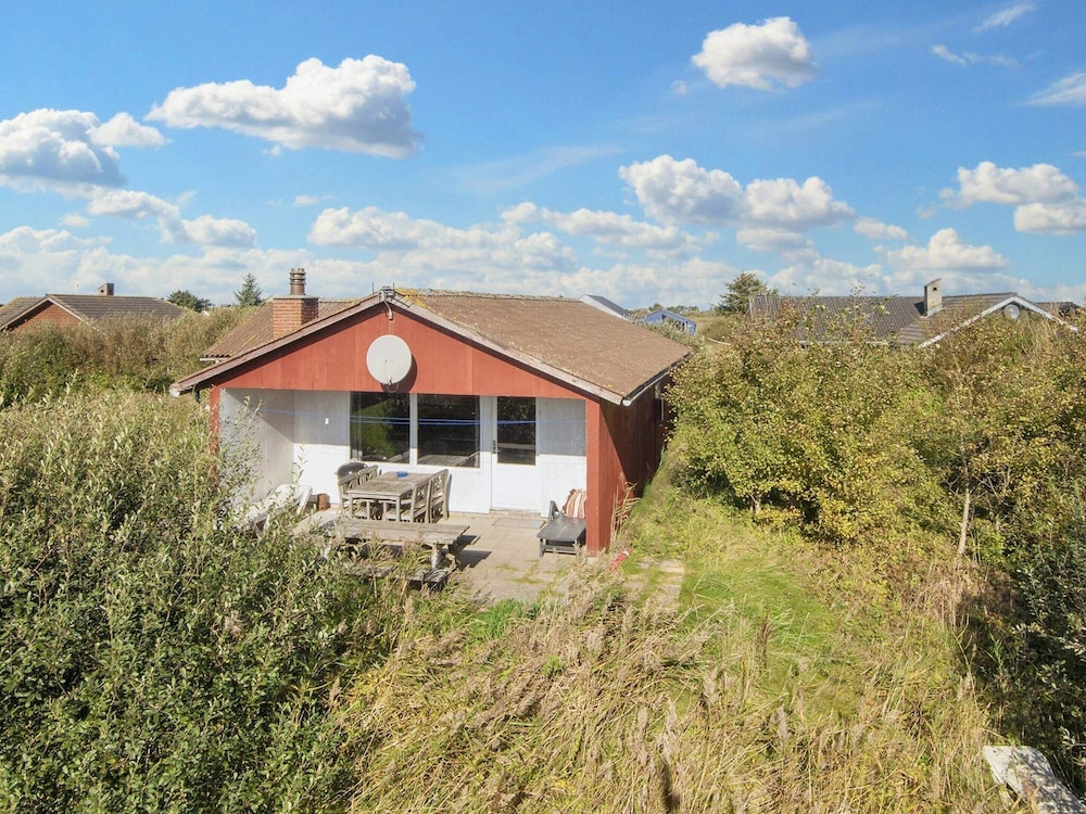 Vibrant Holiday Home in RÃ¸mÃ¸ near Sea view 2