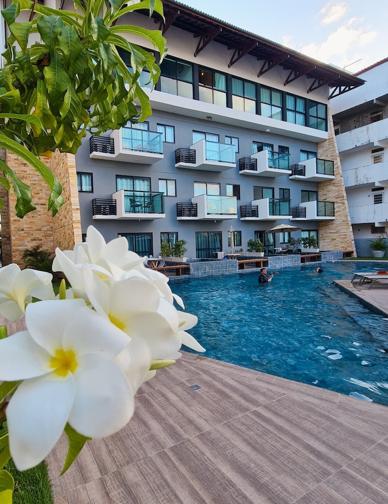 Duplex Vista Piscina 313c Bela Vista bLP