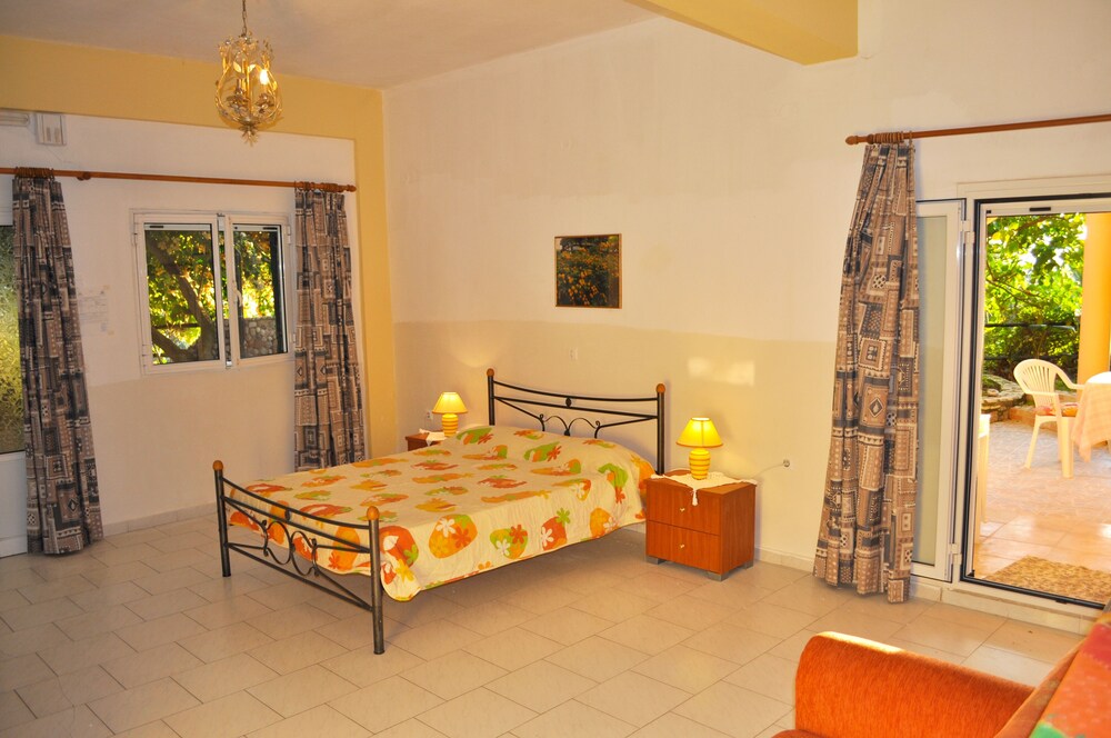 Studio Apartment Tonia With sea View and Garden - Pelekas Beach, Corfu view 4