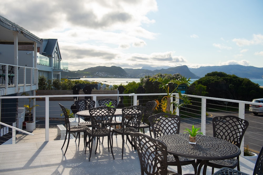 Boulders Beach Hotel, Cafe and Curio
