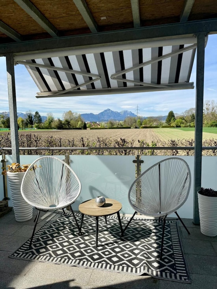 Cozy Apartment Salzburg, 50 m2, With Garden, Terrace, own Entrance, Free Parking