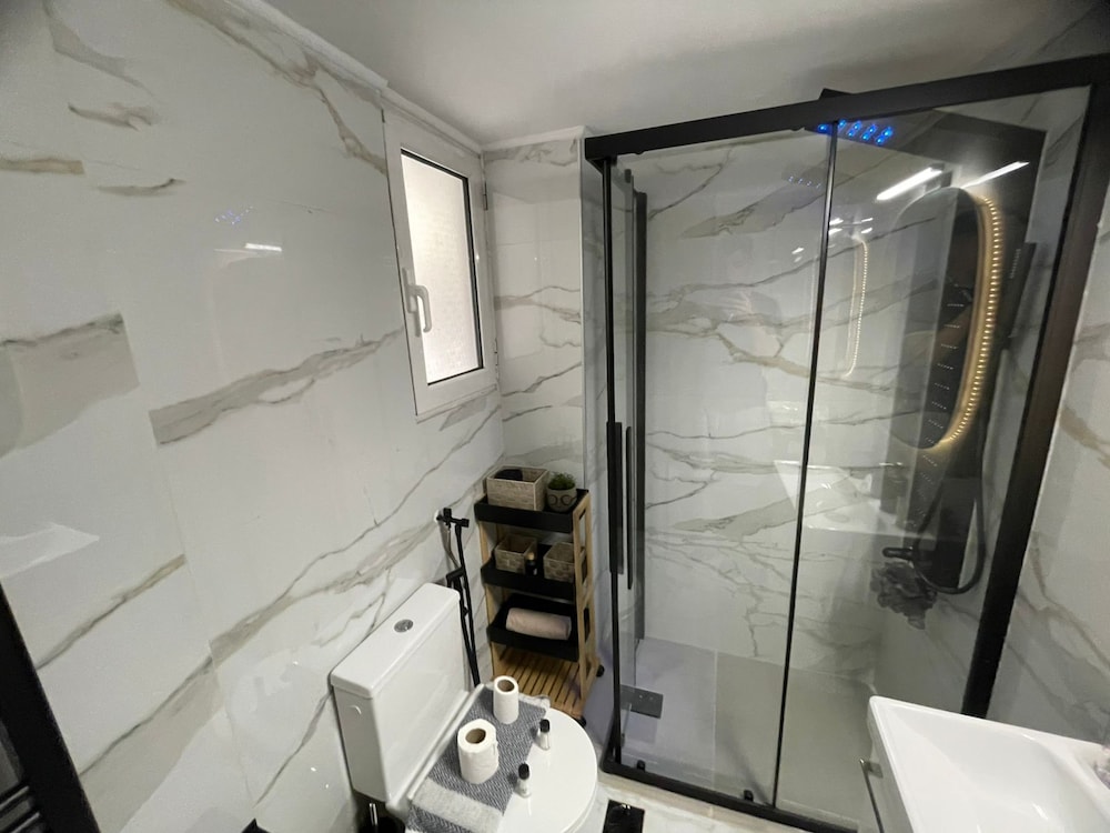Minimal Central 2BR