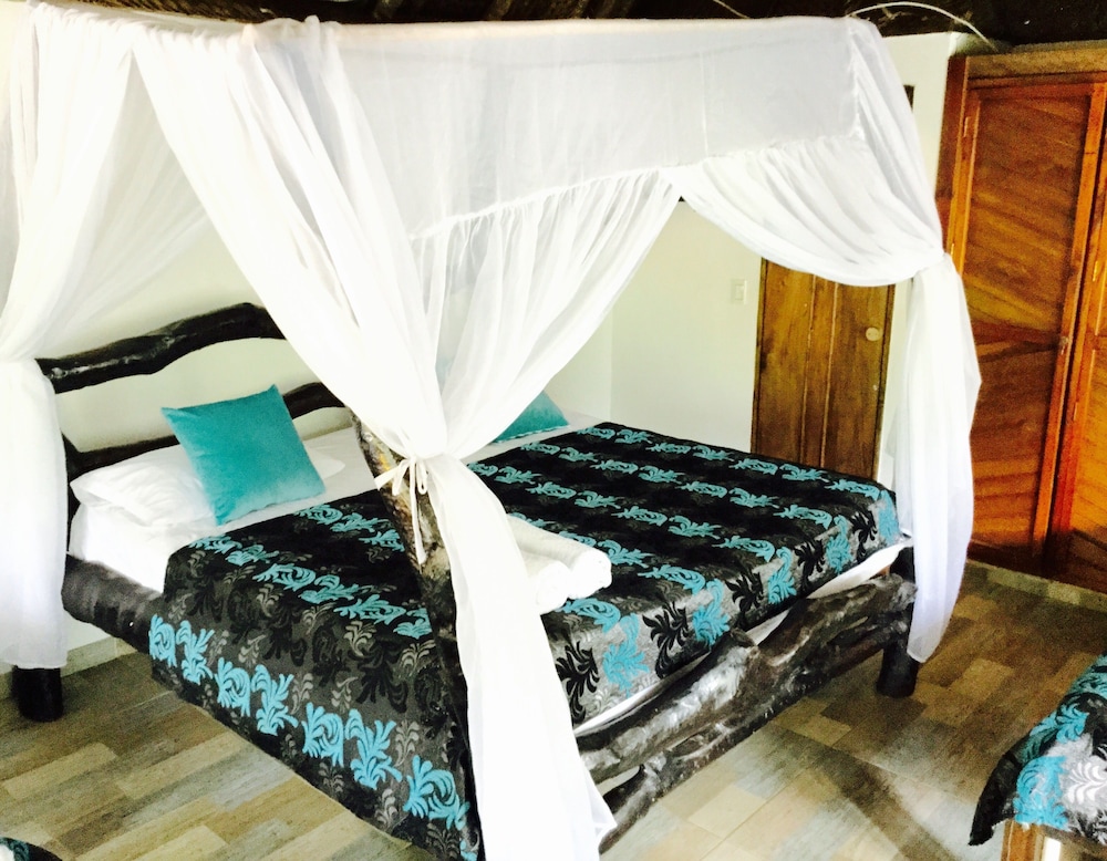 Santa Marta Vacations - Hotel Villa Cata - Property Image 2