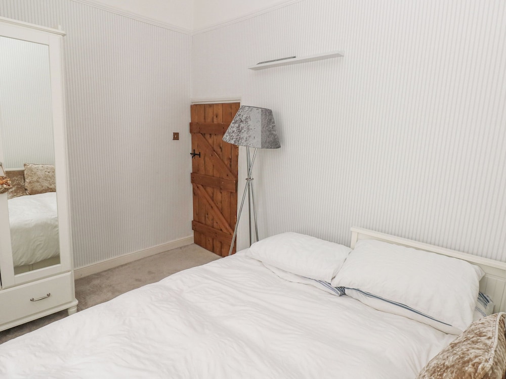 Inglenook Cottage