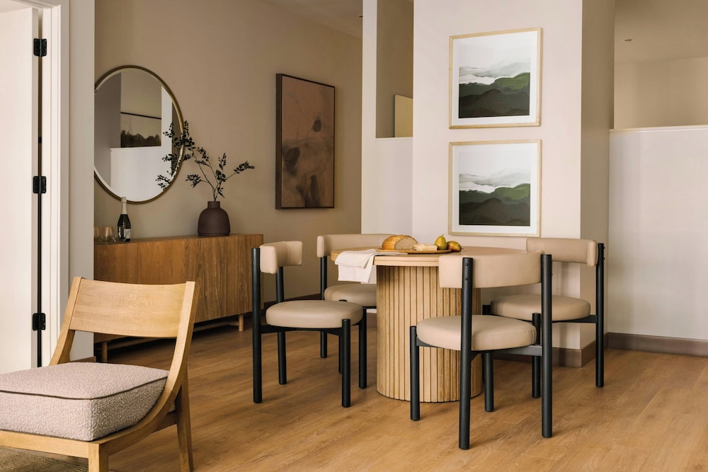 Sonder by Marriott Bonvoy Onterie Apartments Magnificent Mile