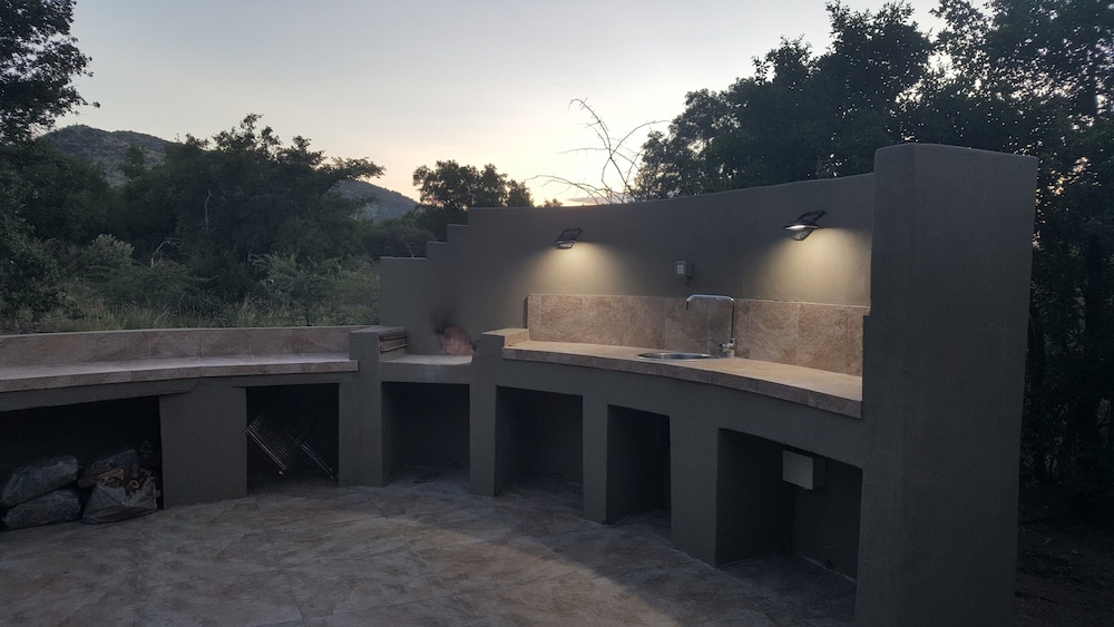 Morokolo Safari Lodge