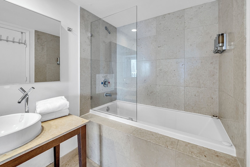 Icon Brickell