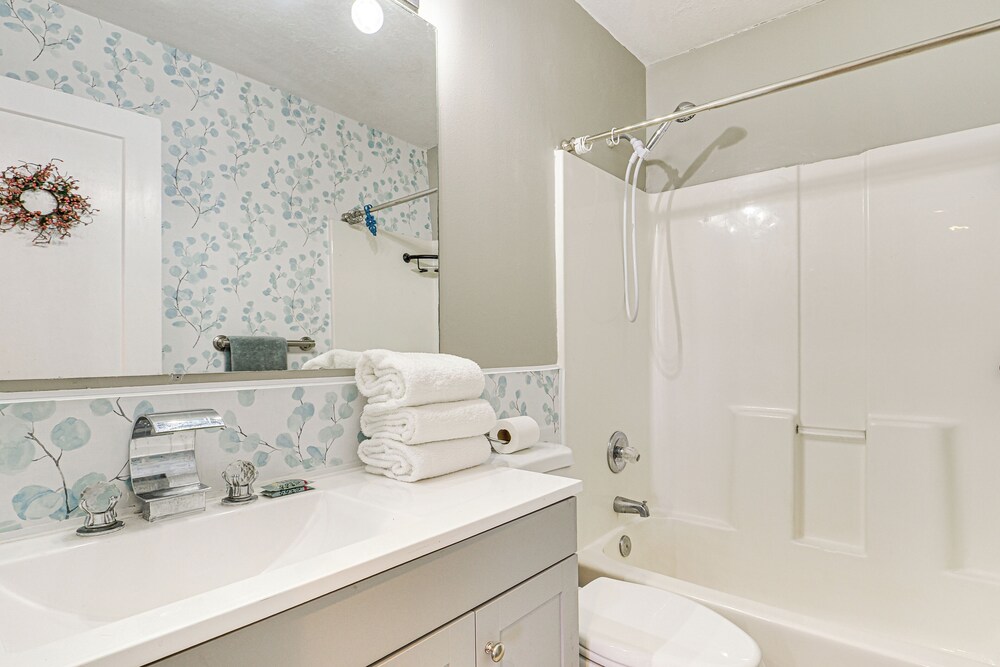 1 Mi to Byu: Provo Home w/ Fenced Yard!