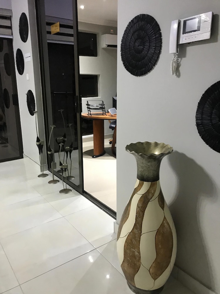 Escapade Lux Guesthouse