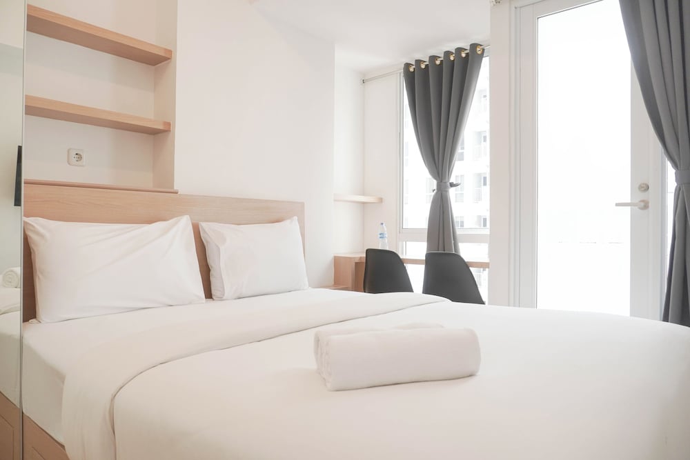 Simply And Cozy Studio At Tokyo Riverside Pik 2 Apartment view 3