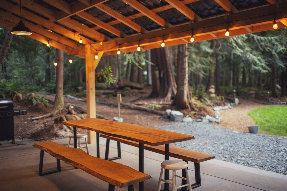 Heartwood Retreats