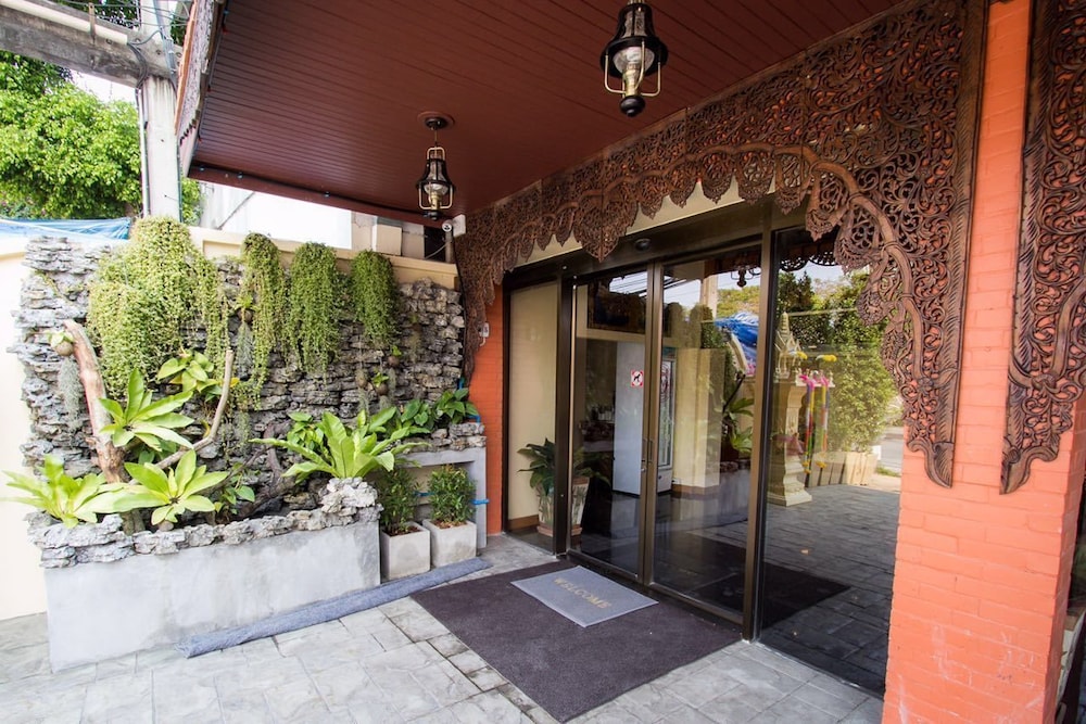 LPC Holiday Villa