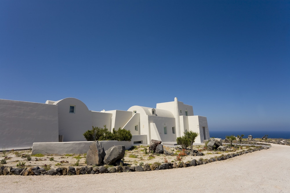 Blackrock Villa