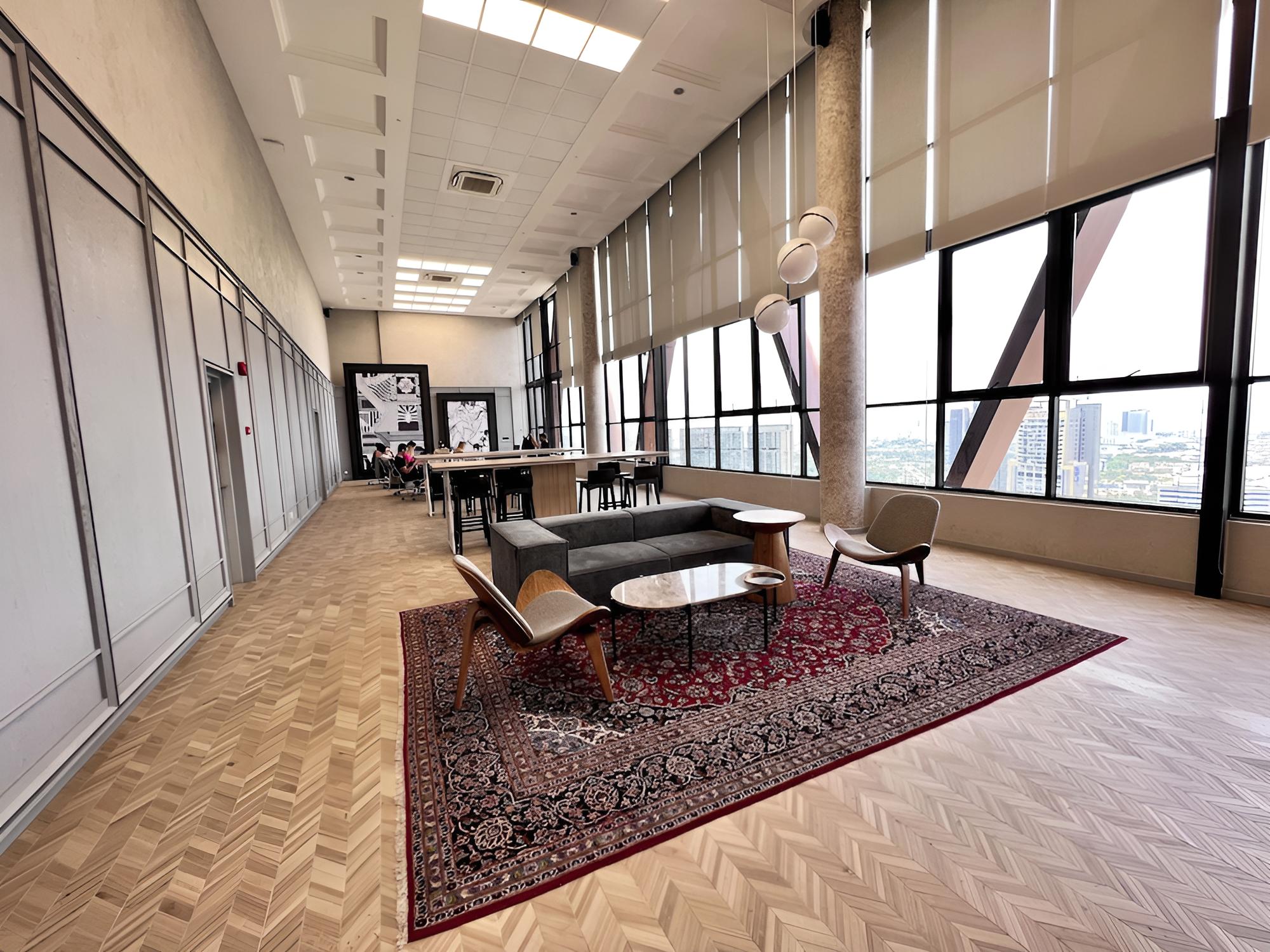 Scarletz Premium Suites by Kay-Stay