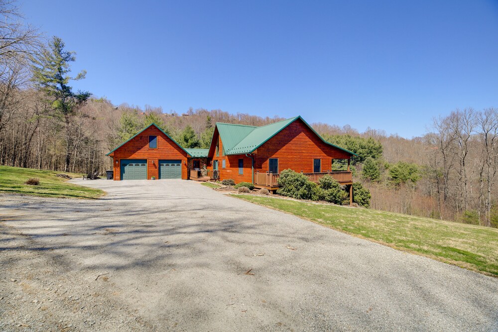 Deck, Gas Grill + Mtn Views: Sparta Cabin Stay! view 5