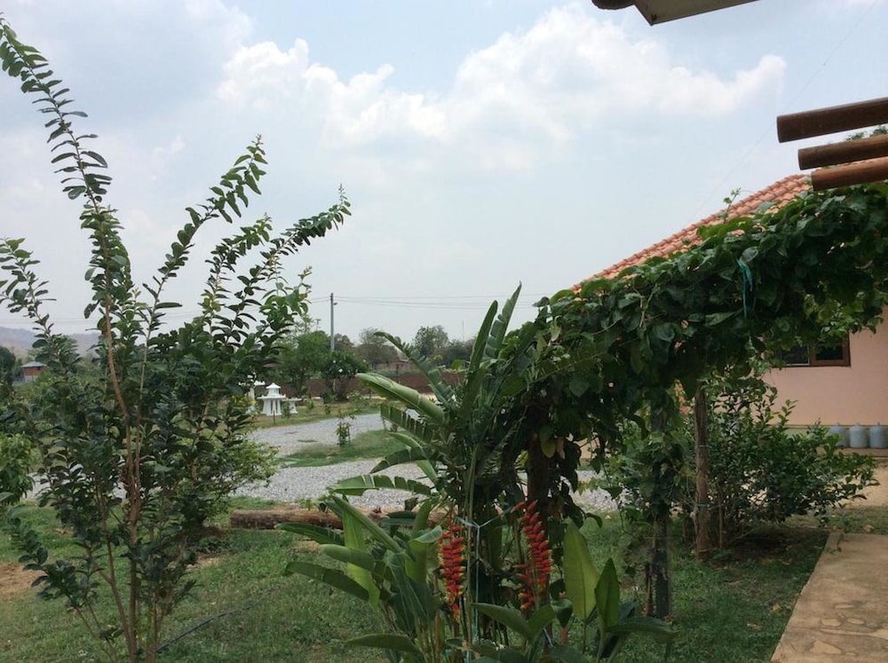 Chaleena Homestay