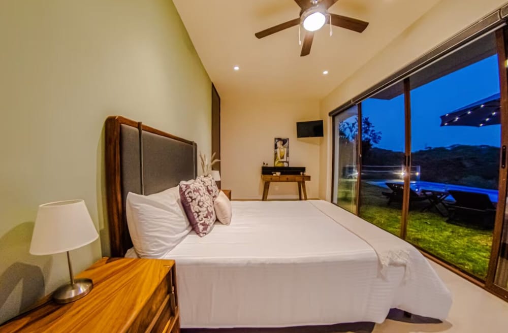 Luxury 4BR Villa with Pool