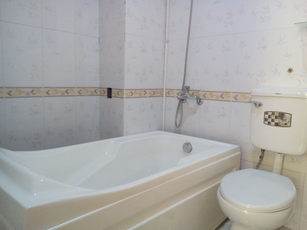Hue Boutique Homestay