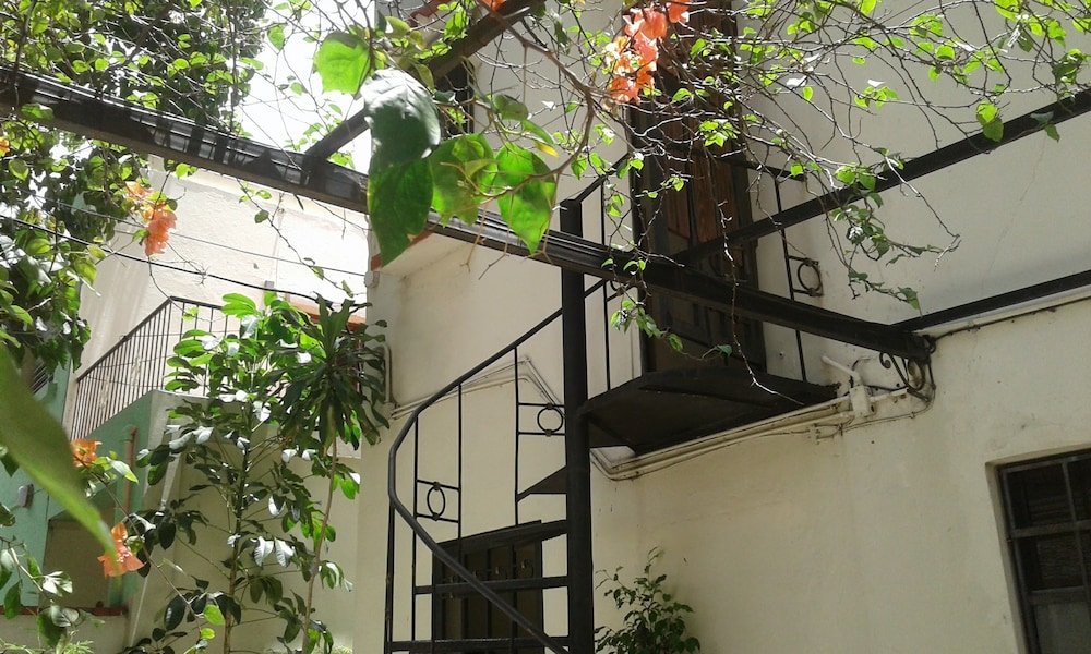 Villa Gascue Guest Apartments