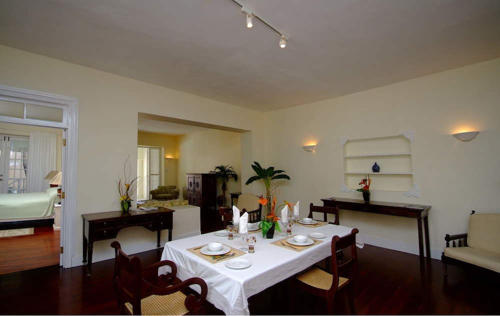 Inchcape Seaside Villas