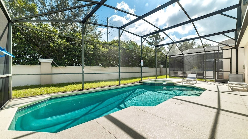Windsor Palms Resort 4 Bedroom Home with Game Room 4 Home