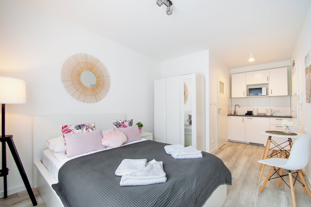 RentPlanet - Apartament Towarowa