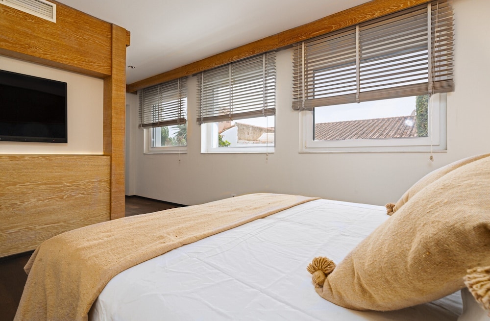 Villa in Marbella Near Beach