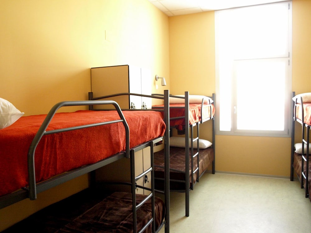 Albergue de Cabanillas - Hostel