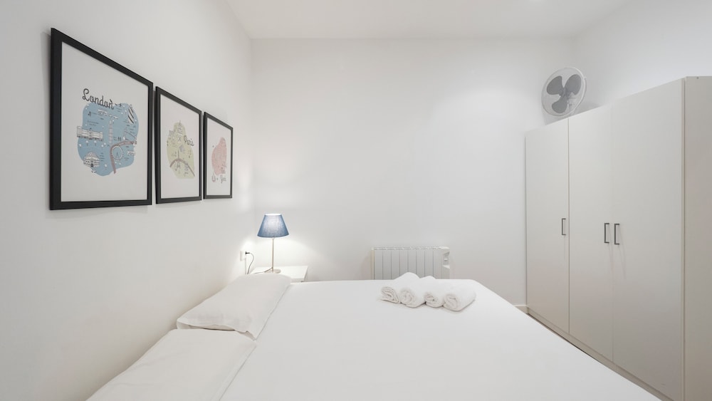 BeBarceloner Poble Nou Apartments