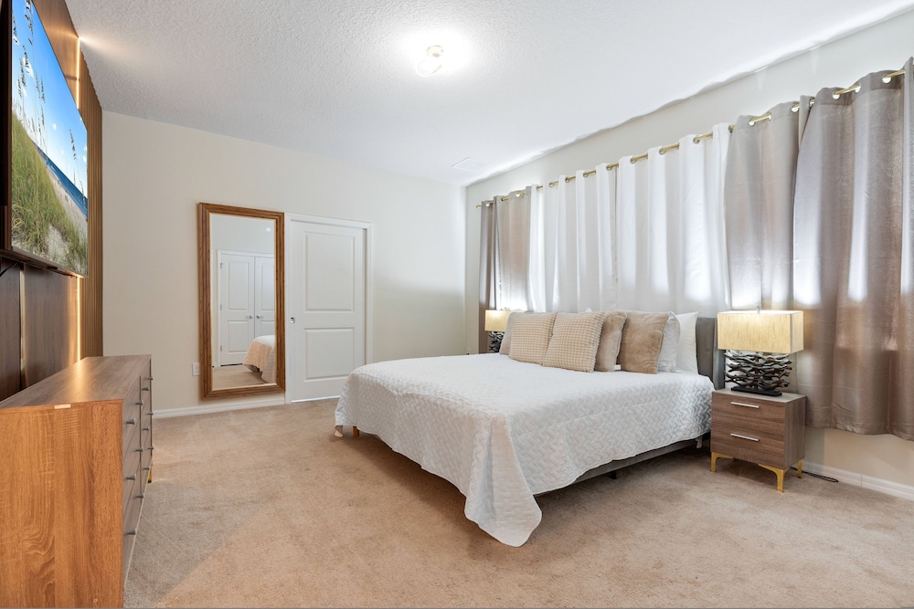 Brand NEW Luxury 10bedrooms At Windsor Island