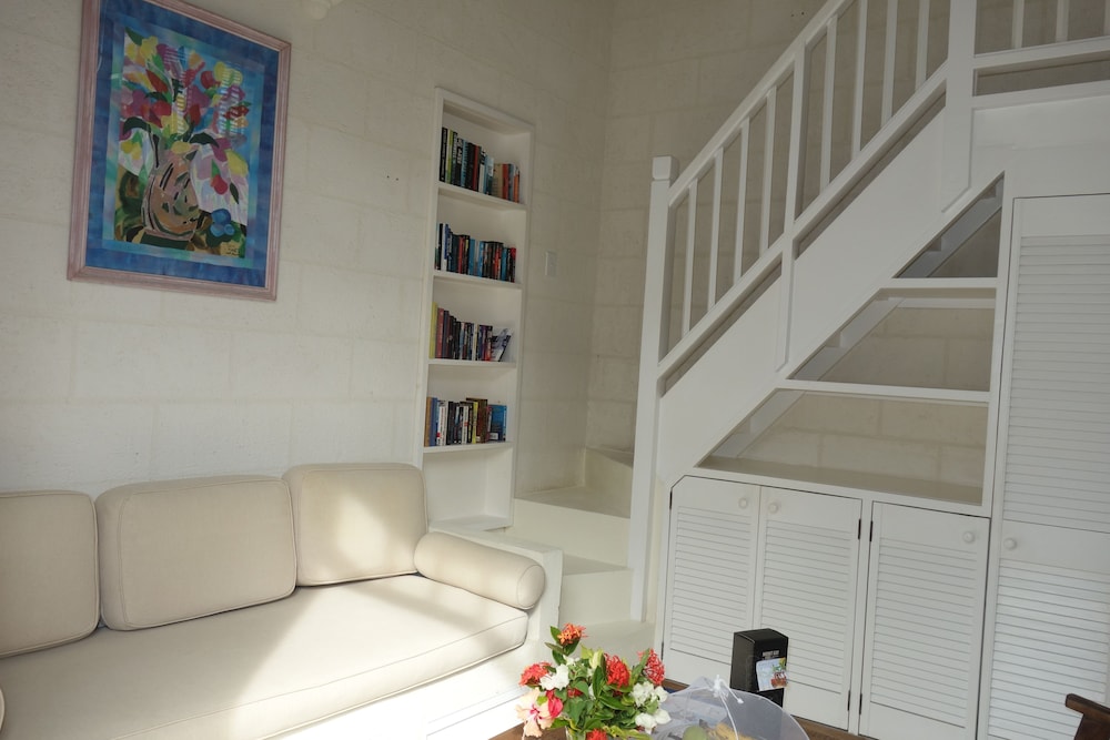 Inchcape Seaside Villas