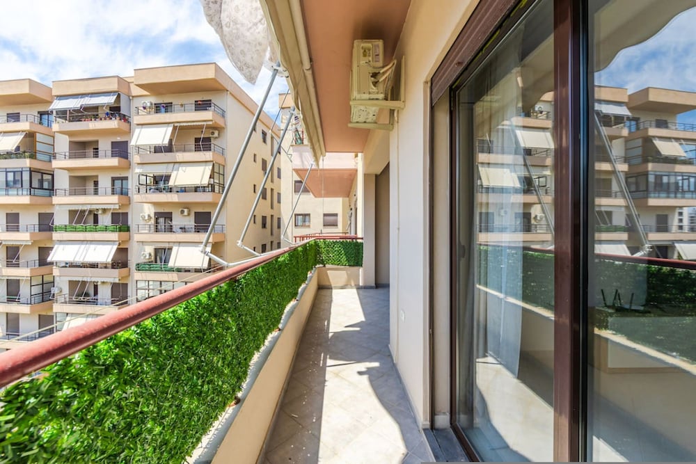 Vlora City Living Apartment