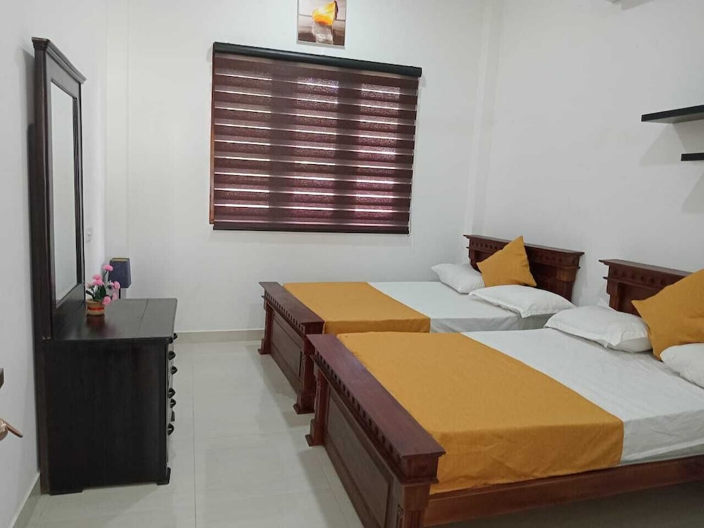 RAJABAWANA Holiday Resort