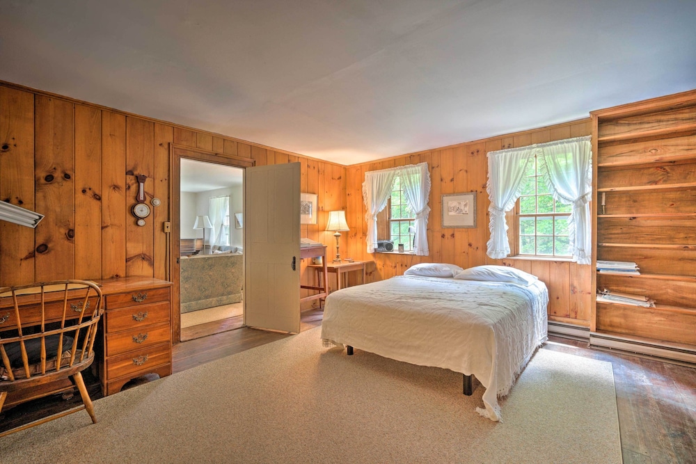 'sky Parlor Farm' on 480 Acres w/ Fire Pit! view 2