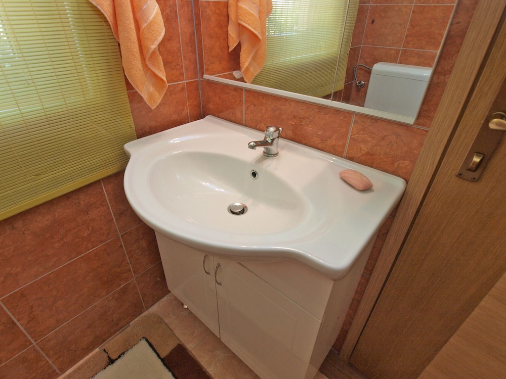 Apartment 1388 view 3