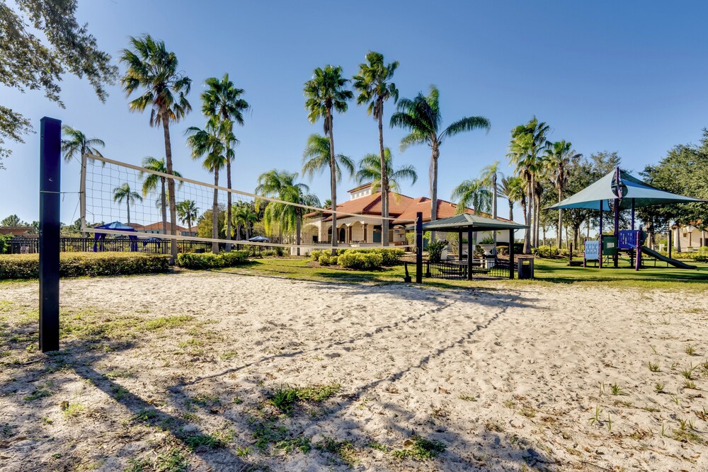 11 Mi to Disney: Pet-friendly Aviana Resort Home!
