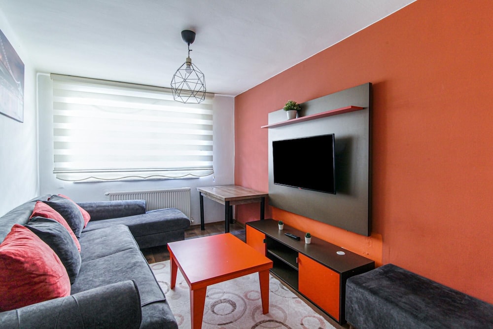 Fully Furnished Stylish Flat in Sisli