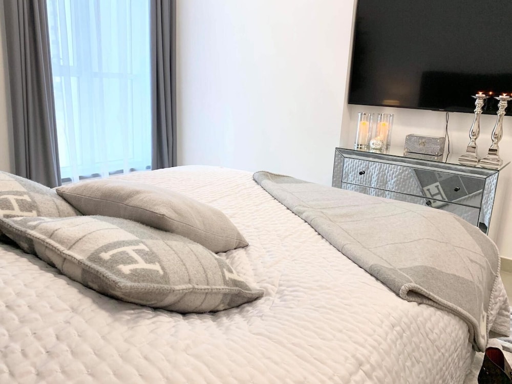Phaedrus Living: Dubai Marina Arcade Residence 703