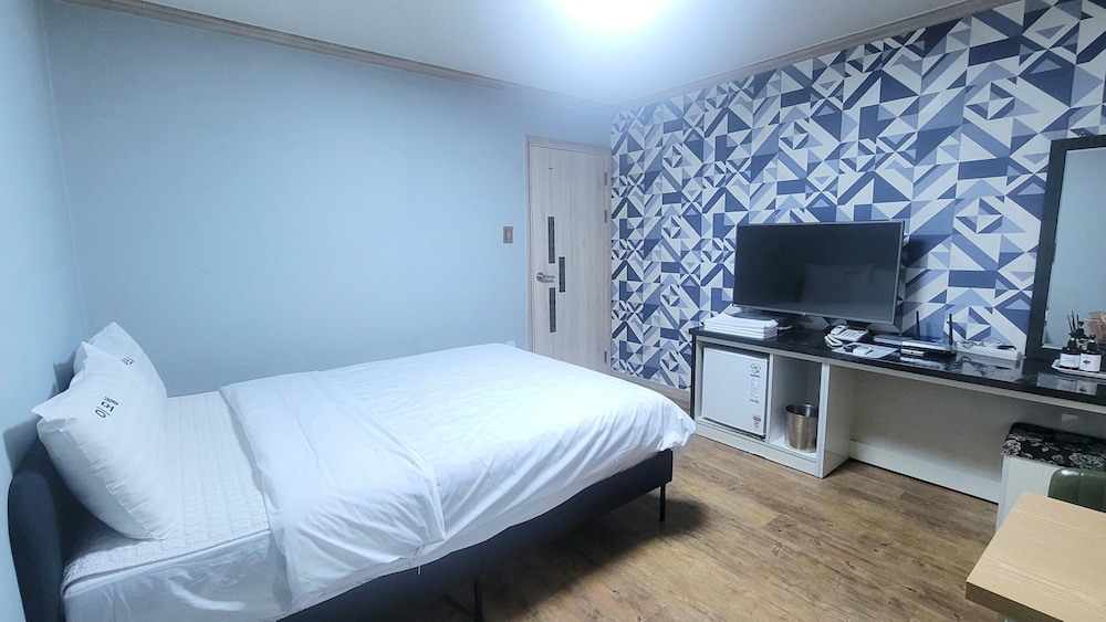e motel