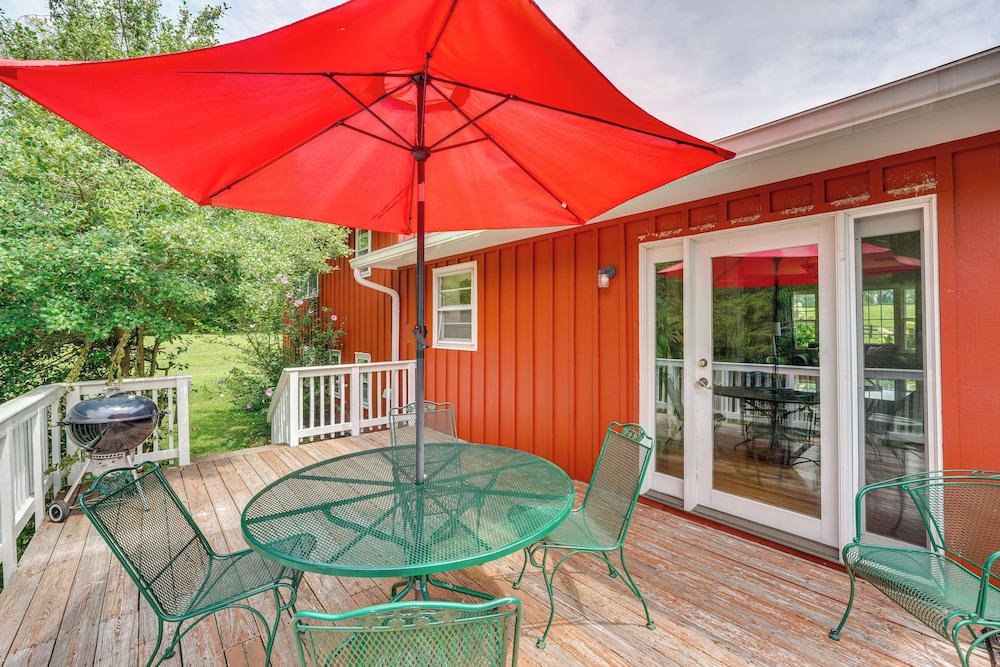 Hudson Valley Horse Farm Retreat in Salt Point - Property Image 12